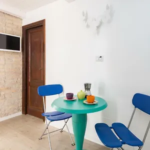 https://loft-colosseo.it-romehotels.com
